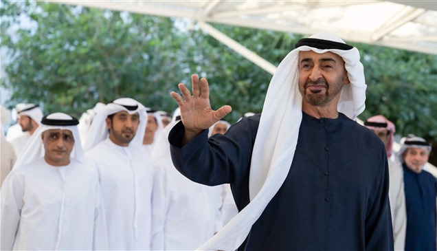 رئيس الدولة يتبادل هاتفياً التهاني بعيد الفطر مع قادة قطر والأردن ولبنان 