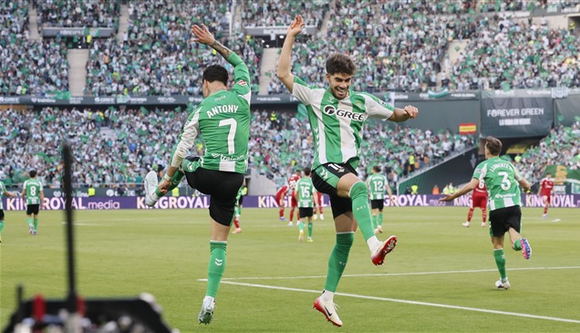 مقابل 40 مليون يورو.. الزلزولي يشعل الميركاتو الإنجليزي