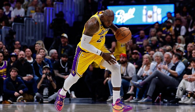 ليبرون جيمس يتجاوز رقم عبدالجبار القياسي في "NBA"