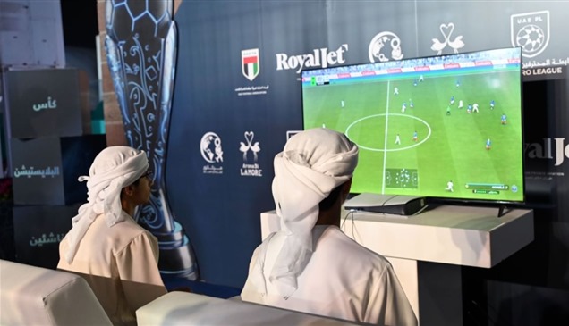 الإمارات آمنة ومطمئنة.. إقبال على منافسات "بلاي ستيشن" في كأس منصور بن زايد