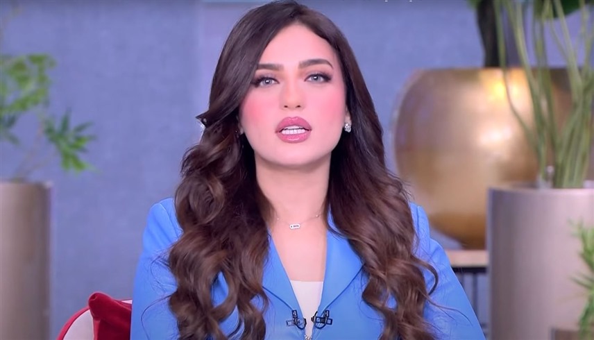 ياسمين عز (إكس)