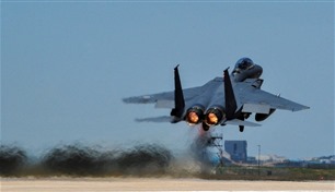 سيلفي بـ 600 ألف دولار.. صورة تتسبب في تصادم مقاتلتين كوريتين