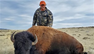 من قناص إلى ضحية.. قطيع أفيال ينهي حياة مليونير أمريكي في رحلة صيد