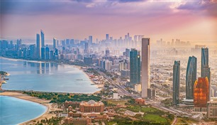 أعاد توجيه 473 مليار درهم للاقتصاد.. ما هو "برنامج المحتوى الوطني" الإلزامي؟