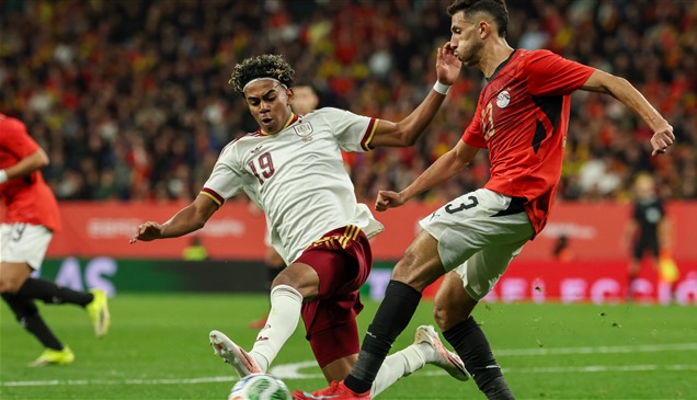 أحمد فتوح يسخر من نجم برشلونة لامين يامال عبر "ستوري" 