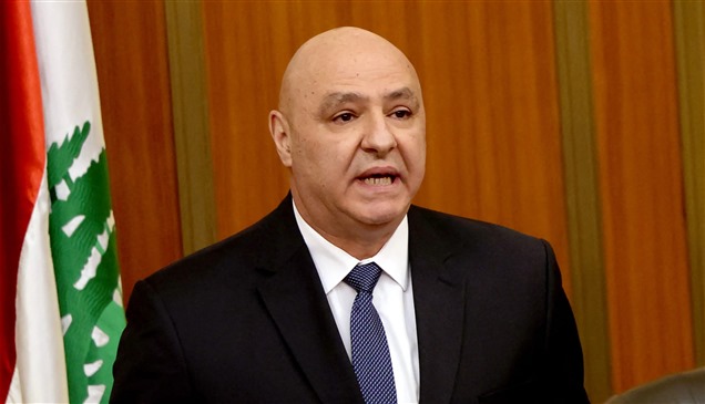 الرئيس اللبناني يعلن تشكيل وفد برئاسة سيمون كرم للتفاوض مع إسرائيل