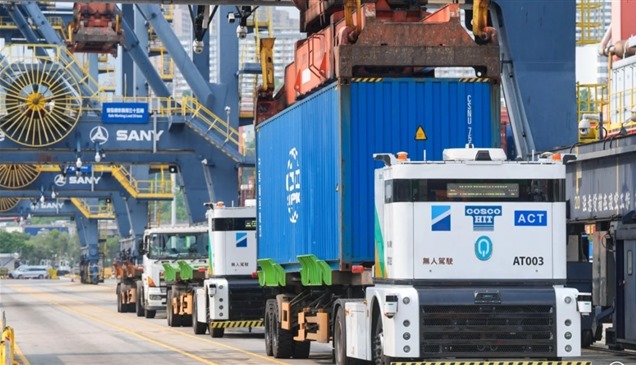 أول أسطول شاحنات بالـAI يسيطر على أرصفة الموانئ لإنهاء أزمة نقص العمالة