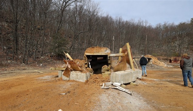 حرب المسيرات الحديثة.. أول درون مُسلحة برأس حربي خارق للتحصينات